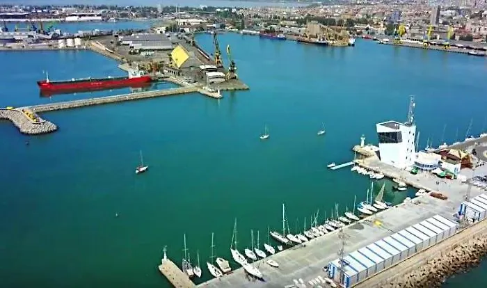 Апартамент Funny-gunny To The Sea Garden Бургас